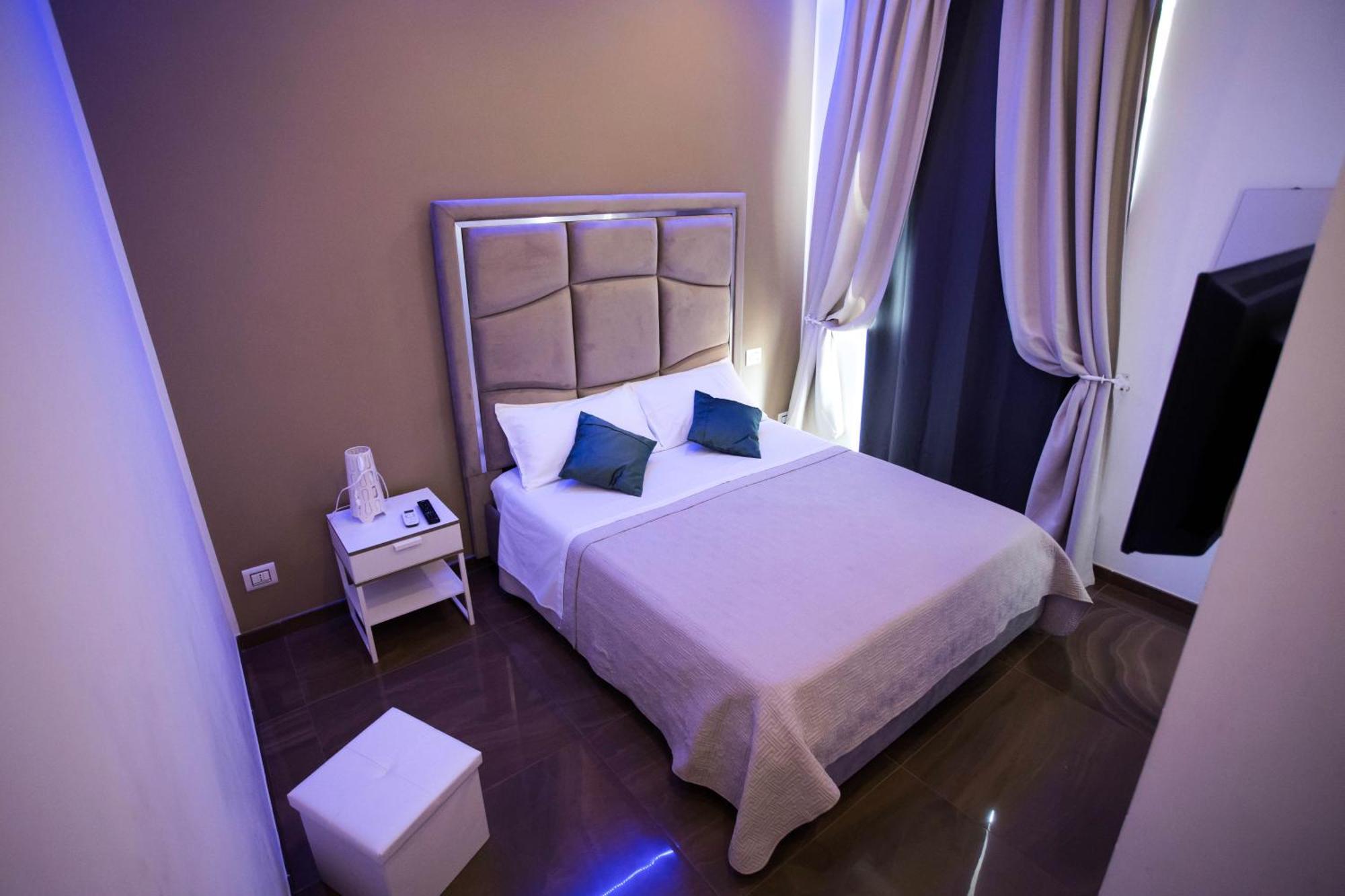 Bed and Breakfast Palazzo 15 Napoli Экстерьер фото