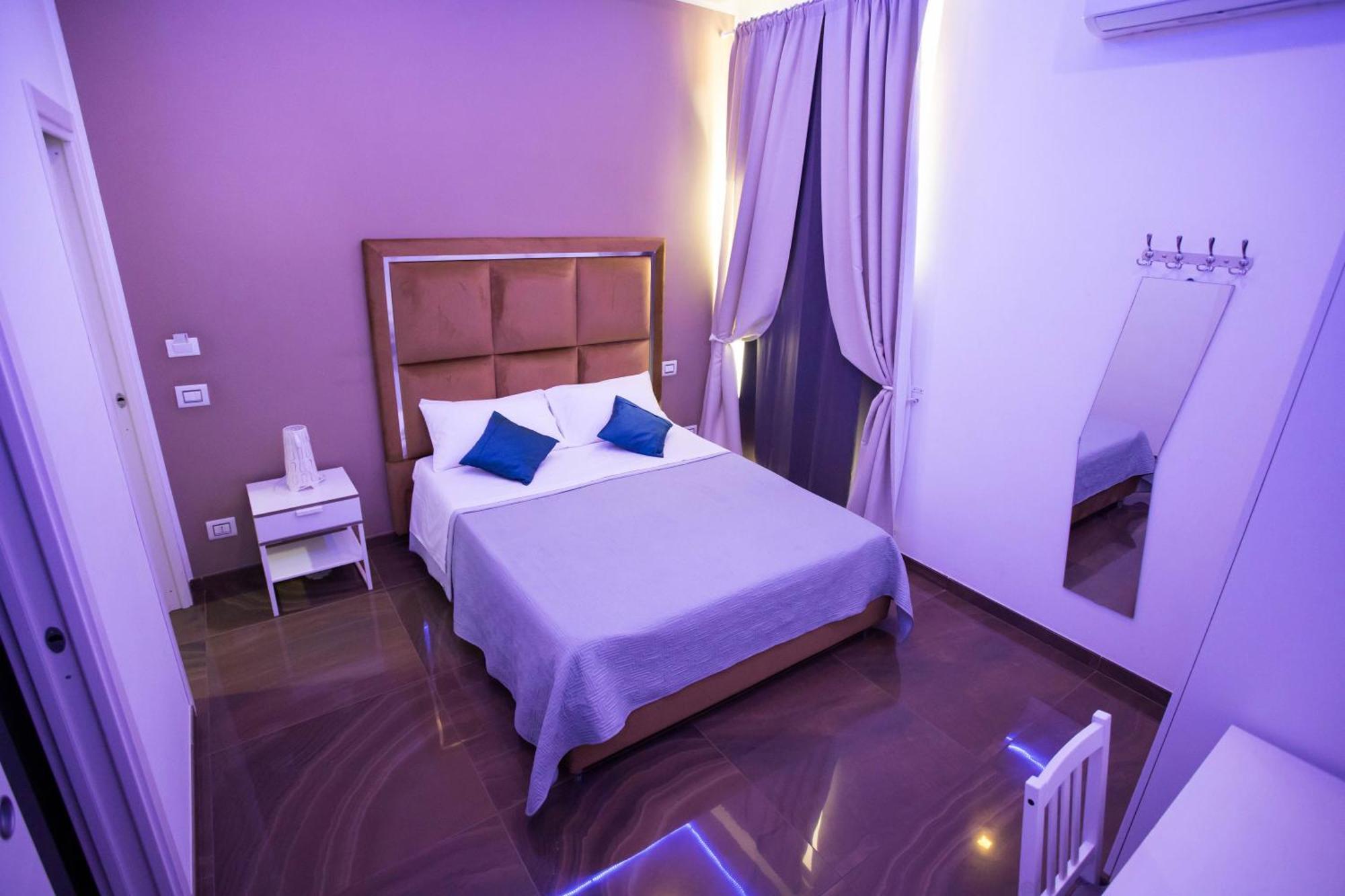 Bed and Breakfast Palazzo 15 Napoli Экстерьер фото